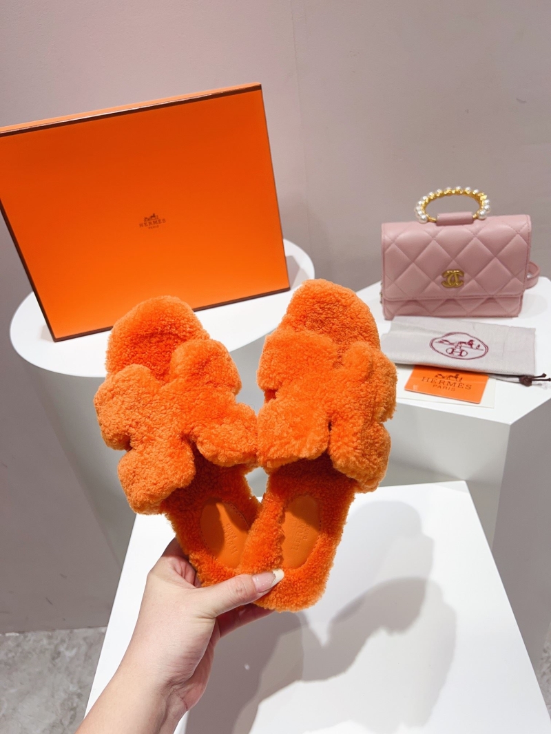 Hermes Slippers